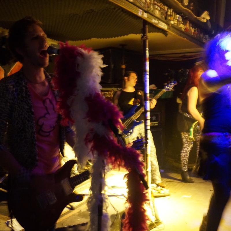 29.7.15 Schrottbar Biel, Foto Sara von Kaenel